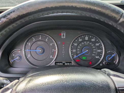 Used 2012 Honda Crosstour EX-L image 17