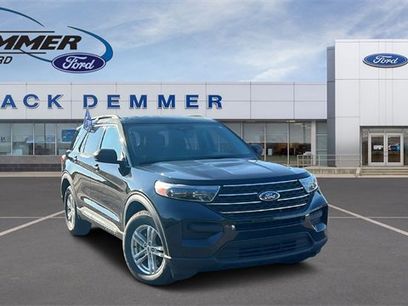 Certified 2022 Ford Explorer XLT w/ Class IV Trailer Tow Package