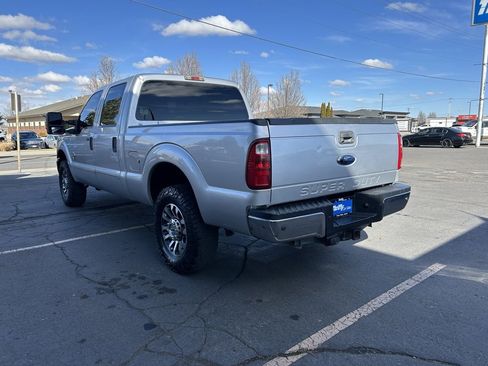 Used 2011 Ford F250 XLT w/ XLT Appearance Pkg image 5