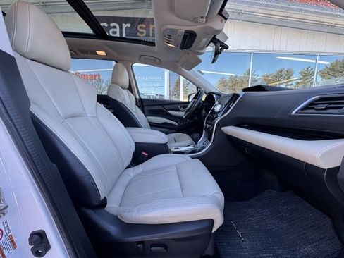 Used 2019 Subaru Ascent Limited image 12