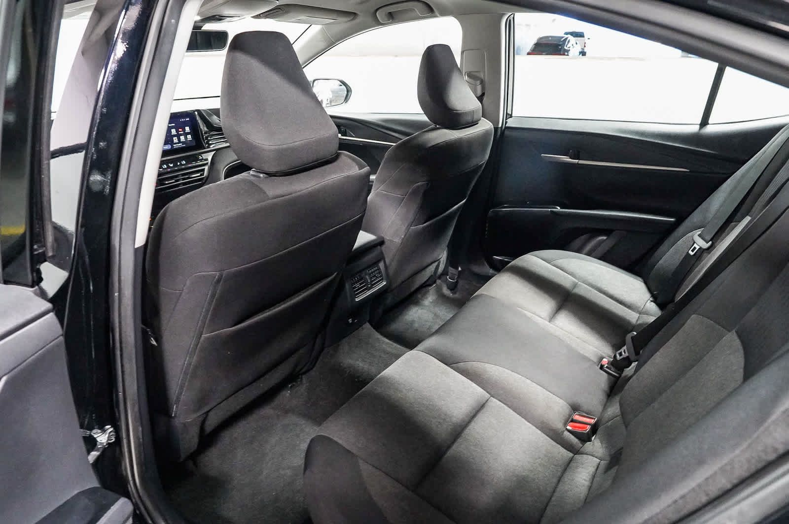 Used 2025 Toyota Camry LE w/ Convenience Package FWD image 18