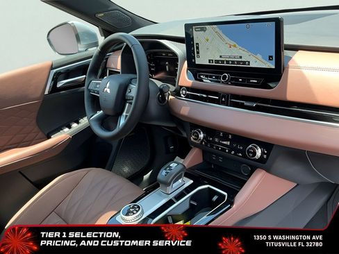 Used 2025 Mitsubishi Outlander SEL FWD image 18