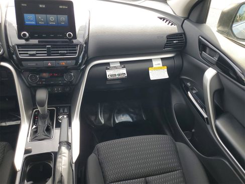 New 2025 Mitsubishi Eclipse Cross LE image 25