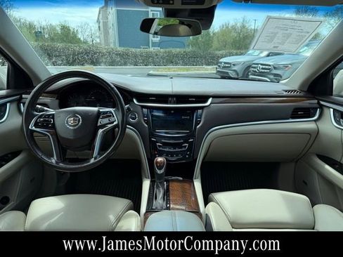 Used 2014 Cadillac XTS Luxury w/ Driver Awareness Package image 13