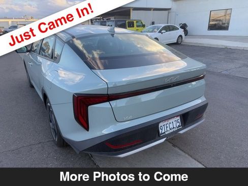 Used 2025 Kia K4 EX image 3