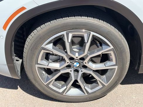 Used 2022 BMW X2 sDrive28i w/ Edition Package FWD image 4
