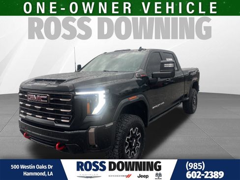 Used 2024 GMC Sierra 2500 AT4X image 1