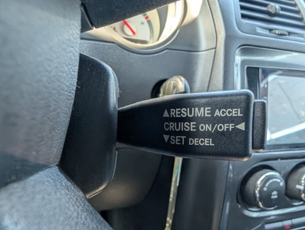 Used 2010 Dodge Challenger R/T RWD image 15