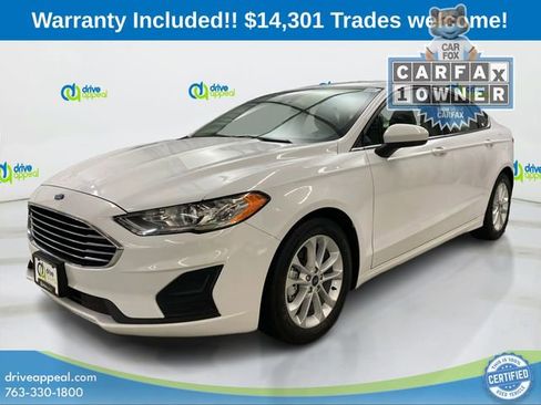 Used 2019 Ford Fusion SE image 1