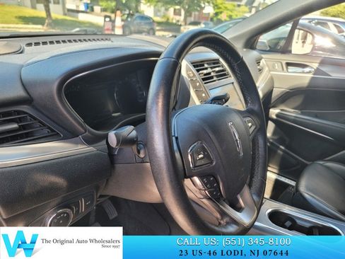 Used 2019 Lincoln MKC Premiere AWD/4WD image 9
