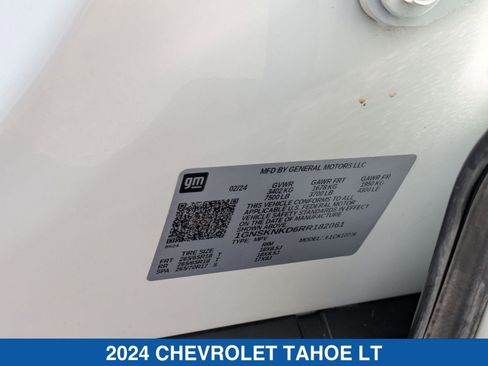Used 2024 Chevrolet Tahoe LT AWD/4WD image 41