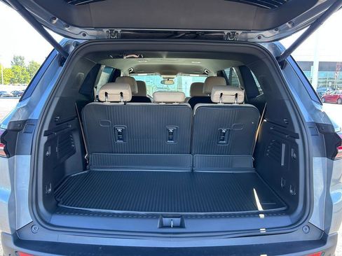New 2026 Buick Enclave Preferred w/ LPO, Floor Liner Package image 15