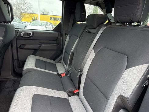 Used 2025 Ford Bronco 4-Door image 13