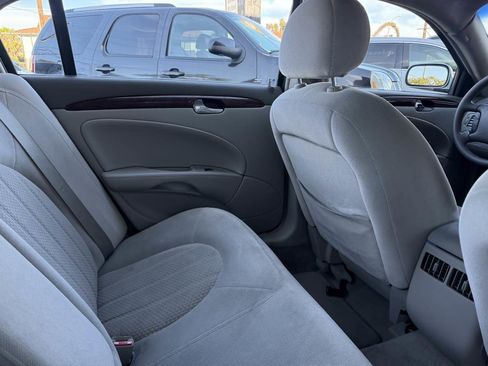 Used 2007 Buick Lucerne CX FWD image 23