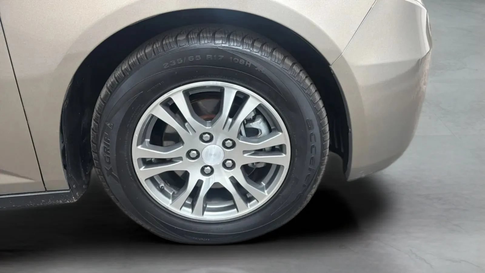 Used 2012 Honda Odyssey EX-L image 24