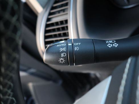 Used 2019 INFINITI QX80 Limited w/ All-Season Package image 29