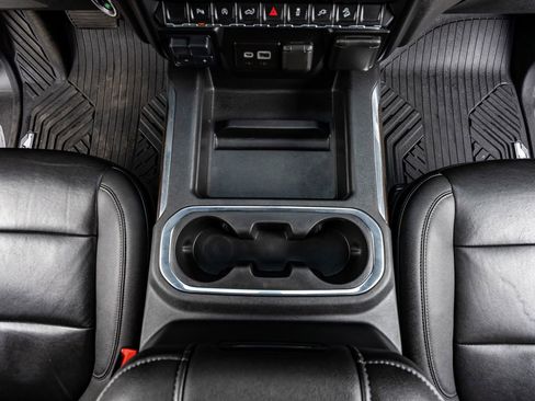 Used 2021 Chevrolet Silverado 1500 LT Trail Boss w/ Convenience Package II image 27