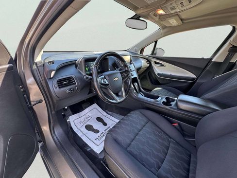 Used 2014 Chevrolet Volt w/ Enhanced Safety Package 1 image 9