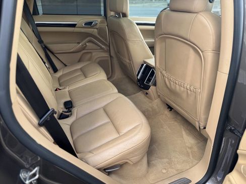 Used 2016 Porsche Cayenne S w/ Premium Plus Package image 24