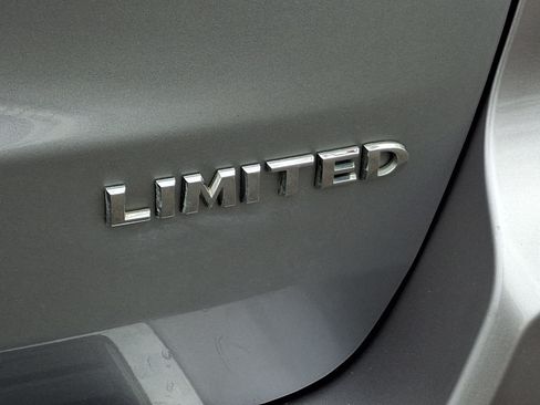 Used 2014 Jeep Grand Cherokee Limited w/ Luxury Group II AWD/4WD image 34