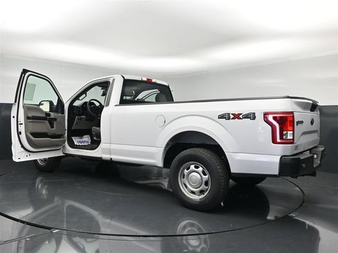 Used 2017 Ford F150 XL w/ Equipment Group 101A Mid AWD/4WD image 37