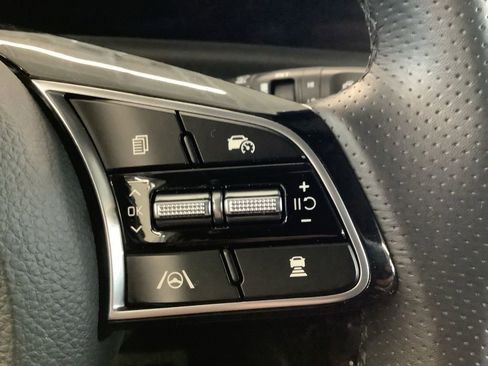 Certified 2024 Kia Seltos SX AWD/4WD image 12