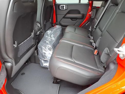 New 2026 Jeep Wrangler Unlimited Rubicon AWD/4WD image 11