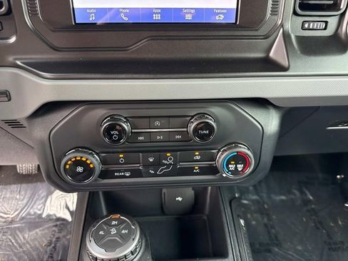 Used 2023 Ford Bronco 2-Door AWD/4WD image 18