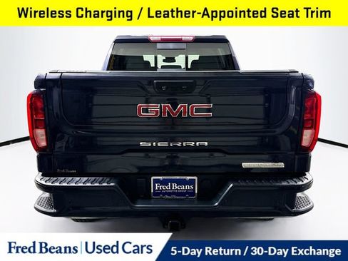 Used 2022 GMC Sierra 1500 Elevation w/ Elevation Premium Package AWD/4WD image 9