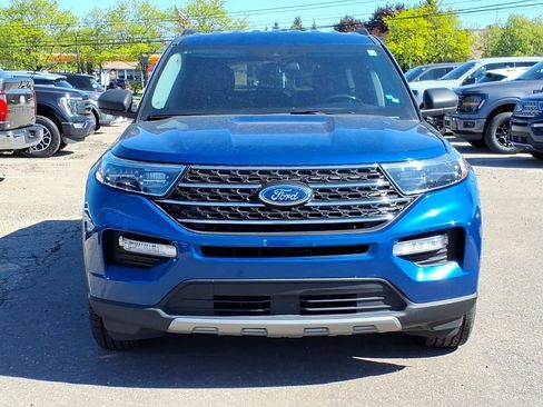 Certified 2023 Ford Explorer XLT w/ Equipment Group 202A AWD/4WD image 8