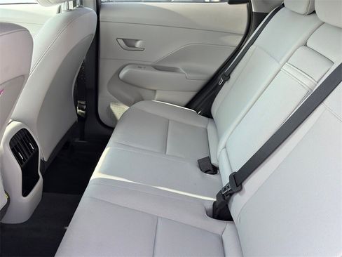 Used 2025 Hyundai Kona SEL image 30