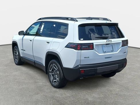 New 2026 Jeep Cherokee Laredo AWD/4WD image 7