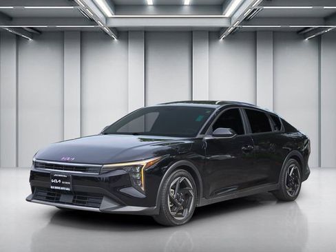 Certified 2025 Kia K4 EX image 8