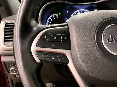 Used 2020 Jeep Grand Cherokee Altitude AWD/4WD image 27