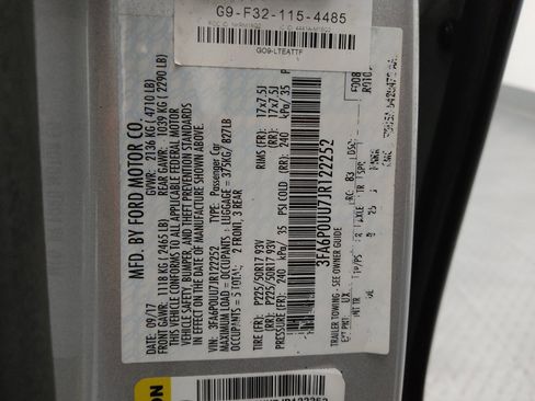 Used 2018 Ford Fusion S image 33