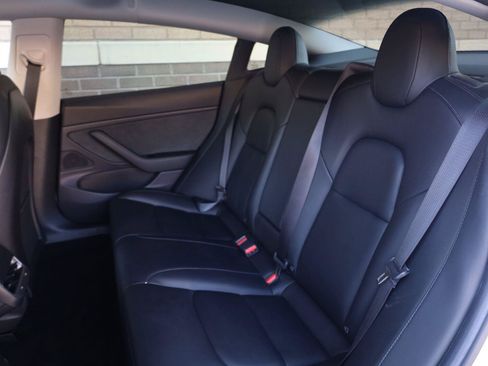 Used 2019 Tesla Model 3 Long Range AWD/4WD image 23