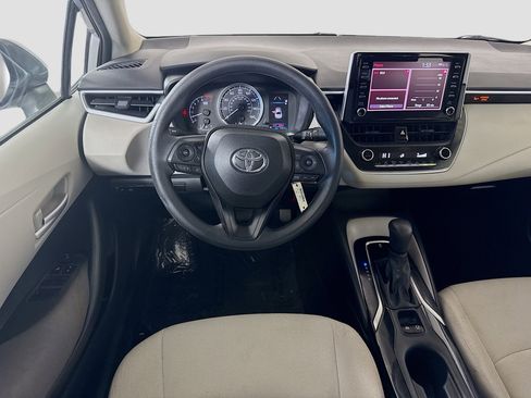 Used 2020 Toyota Corolla LE image 17