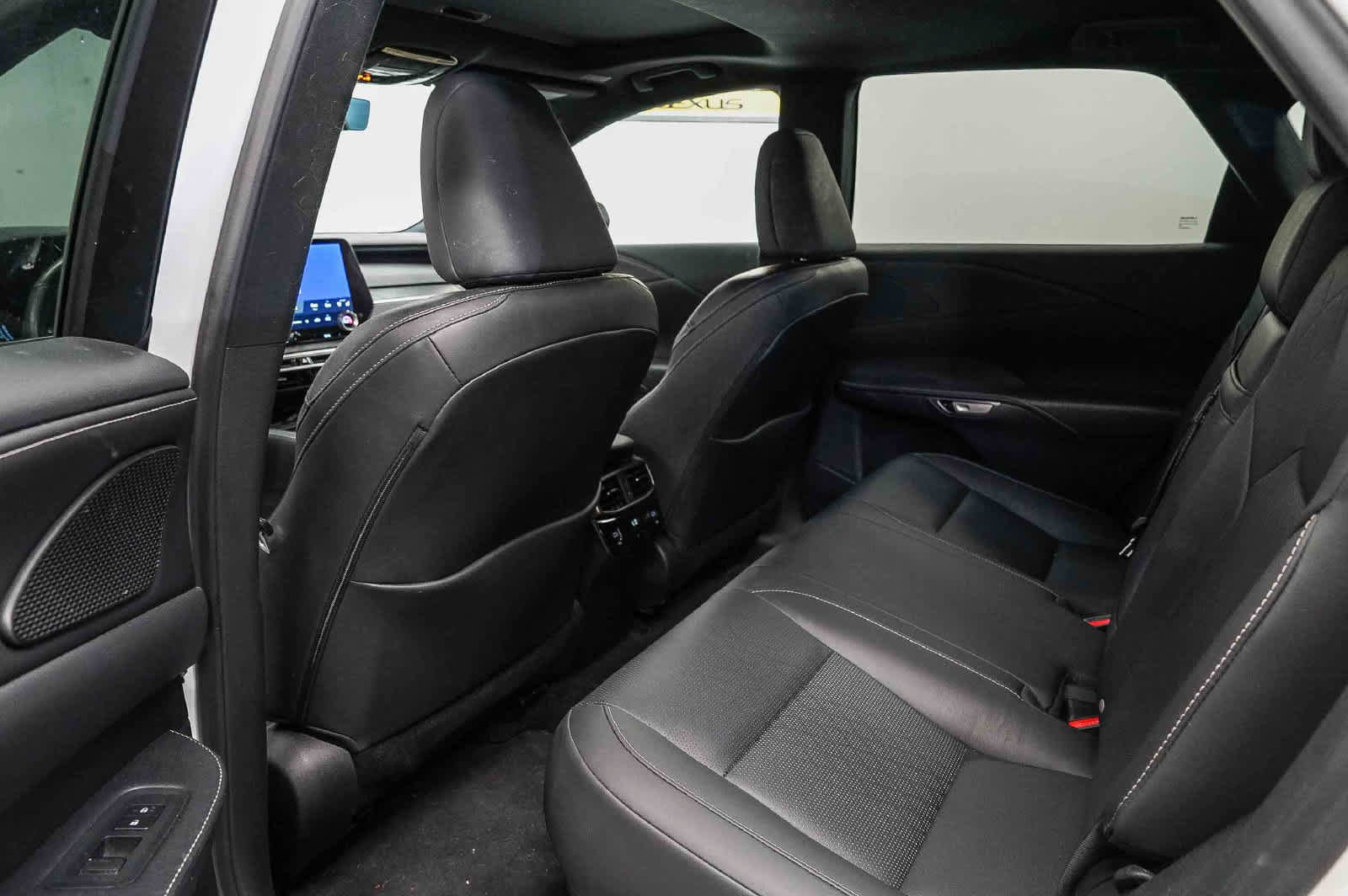 Used 2024 Lexus RX 350 Premium Plus w/ Convenience Package FWD image 19