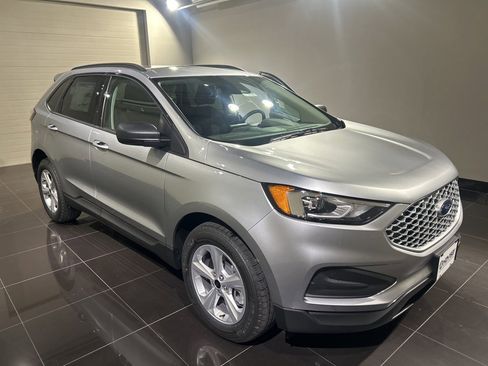 New 2024 Ford Edge SE image 1