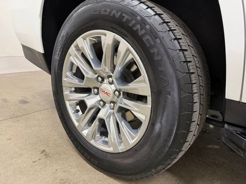 Certified 2023 GMC Yukon Denali image 17