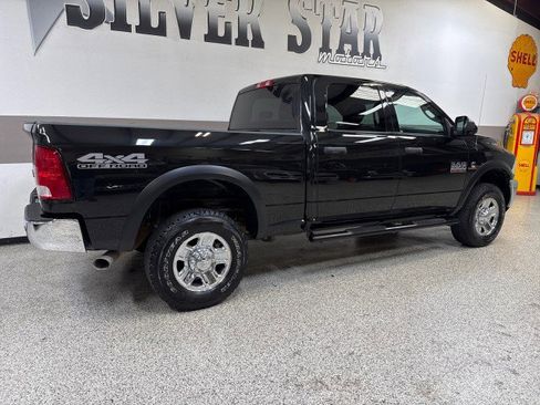 Used 2018 RAM 2500 Tradesman w/ Chrome Appearance Group image 42