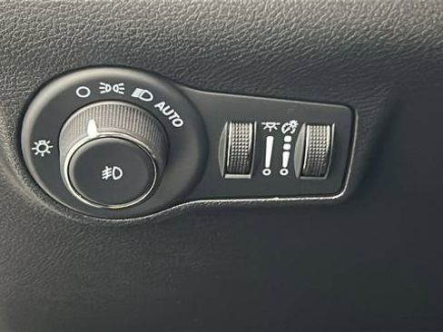 Used 2024 Jeep Compass Limited AWD/4WD image 19