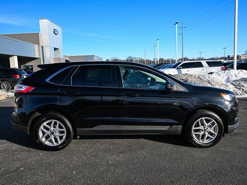 Certified 2024 Ford Edge SEL w/ Convenience Package image 3