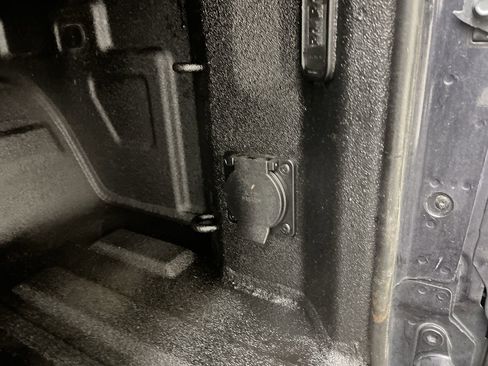 Used 2022 GMC Sierra 1500 Elevation w/ LPO, Elevation Black Package image 31