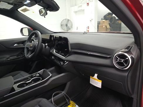 New 2026 Chevrolet Equinox LT AWD/4WD image 29