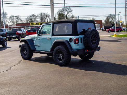Used 2024 Jeep Wrangler Willys image 5