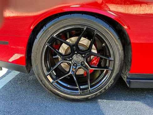 Used 2019 Dodge Challenger R/T Scat Pack w/ Shaker Package image 38