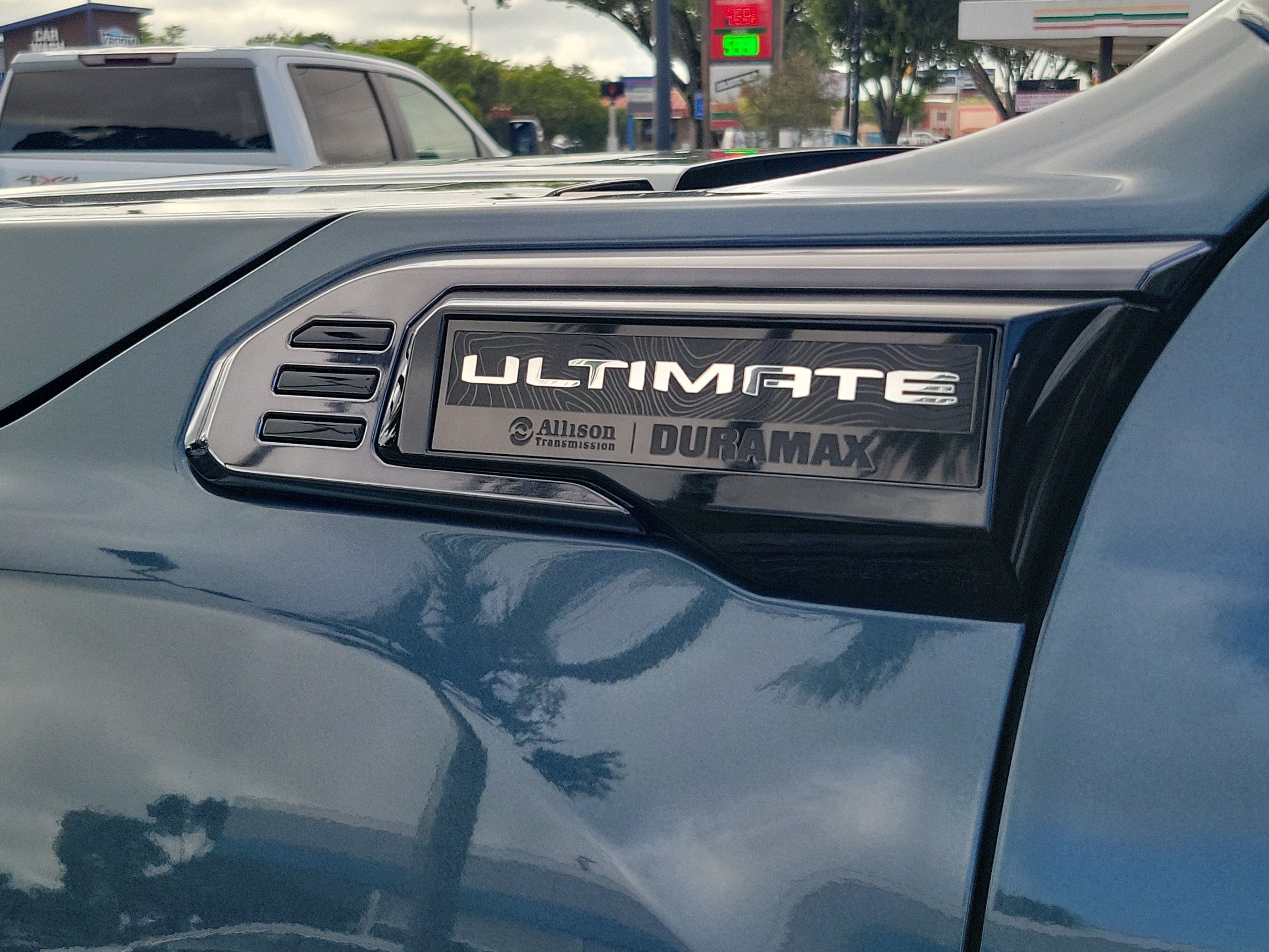 Used 2026 GMC Sierra 2500 Denali Ultimate AWD/4WD image 8