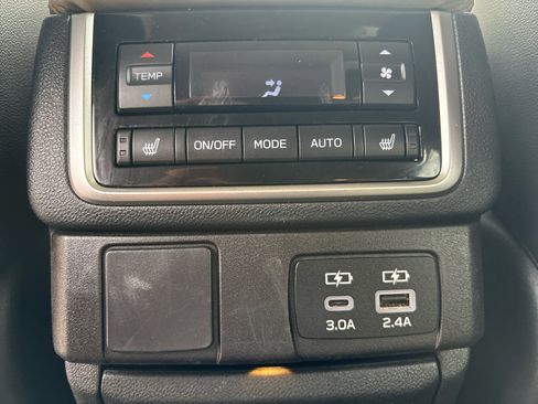 Used 2023 Subaru Ascent Limited image 24