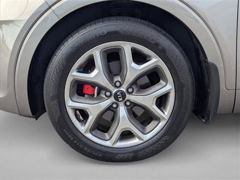 Used 2019 Kia Sorento SX FWD image 9